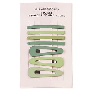 ❤️‍🔥10/$30❤️‍🔥Bobby Pins & Clips - Green